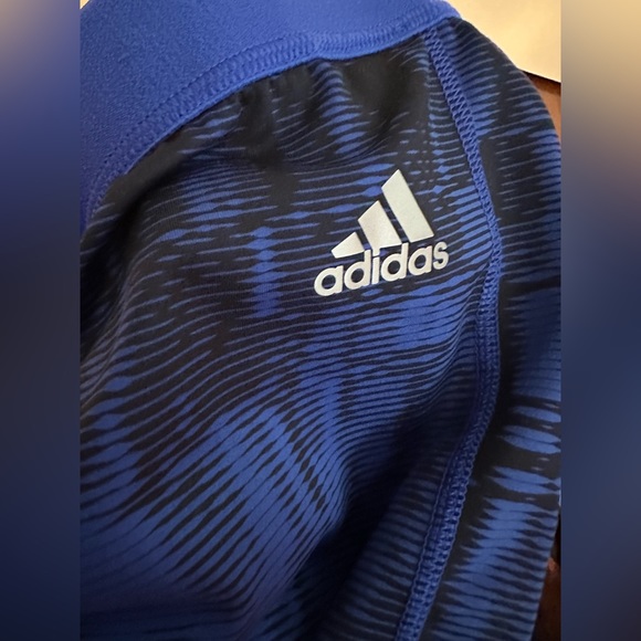 Adidas techfit crop Capri legging size M - Picture 2 of 5